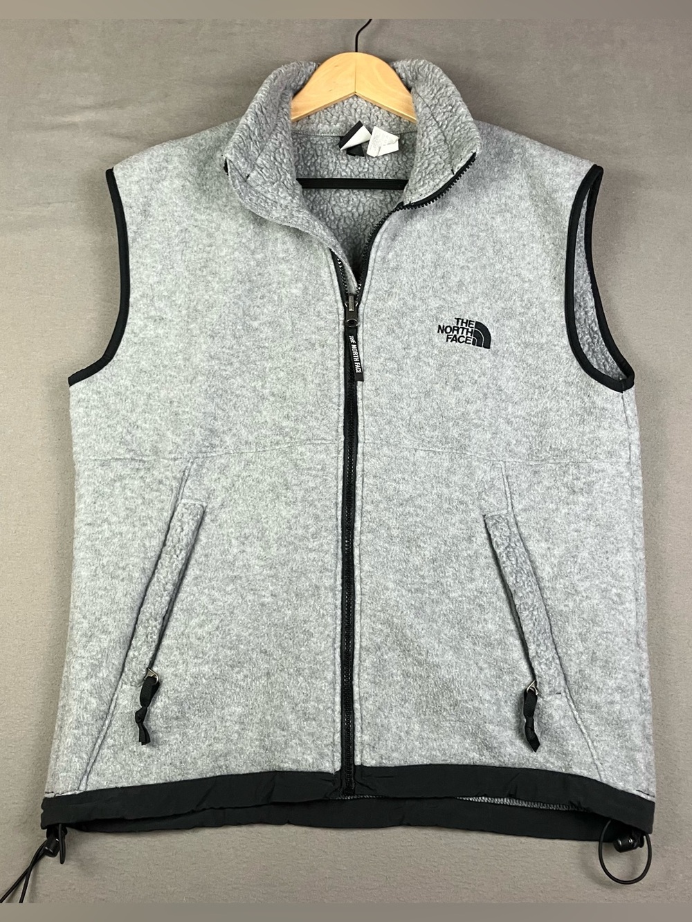 The North Face Men's Size M Fleece Vest Full Zip Gray & Black Pockets